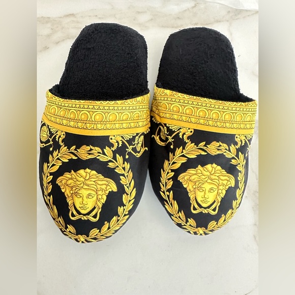 Versace Medusa Slippers size small black - Picture 1 of 13